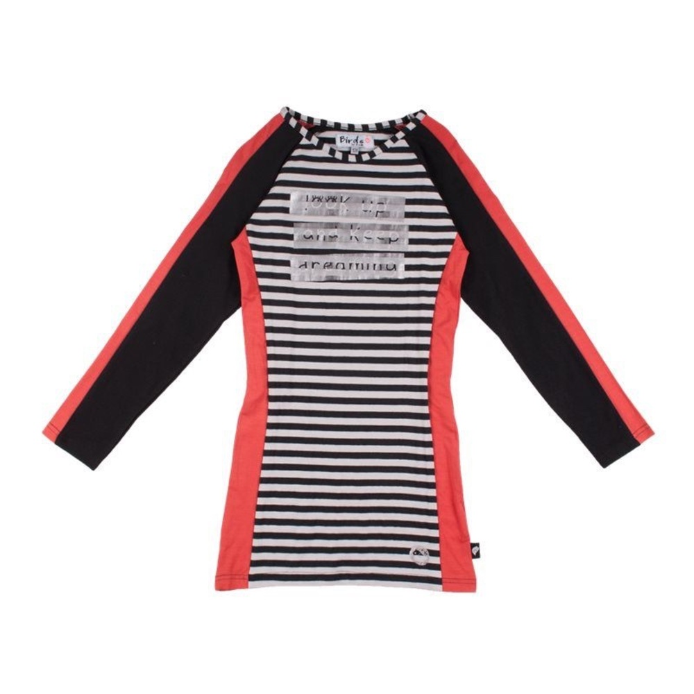 Casual Black and Red Dress with Modern Design